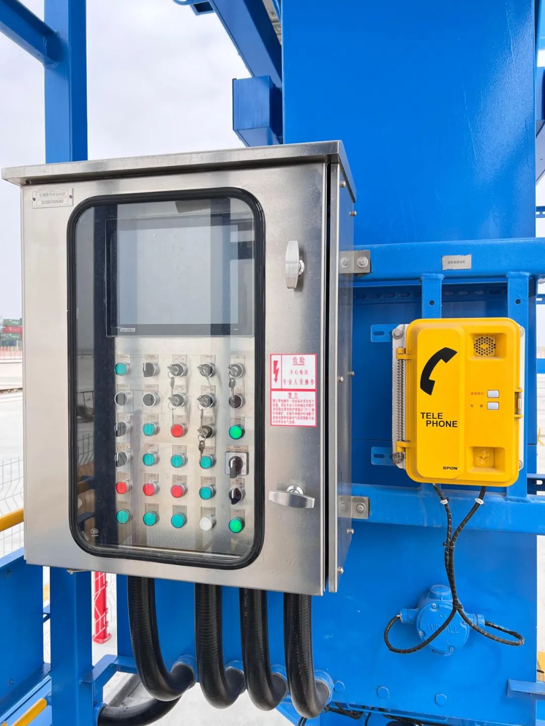 专网无线对讲系统与公网对讲机优点弱点比照