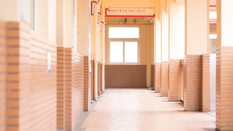 深圳前海小学-接纳emc易倍广播系统